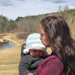 Meet your Posher, Mia